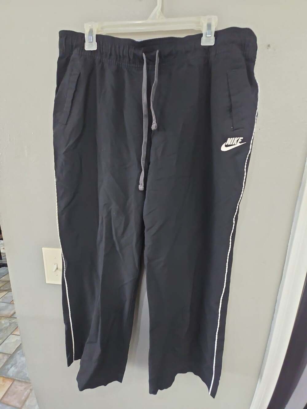 Womens Sportswear Track Pants Size XL Black White Piping 16/18